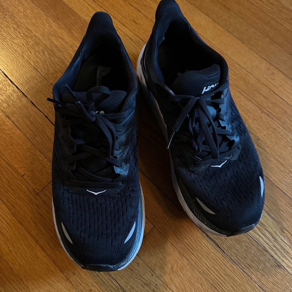 Hoka Black & White Clifton 8 Running Shoes, Size 9.5B (Women’s)